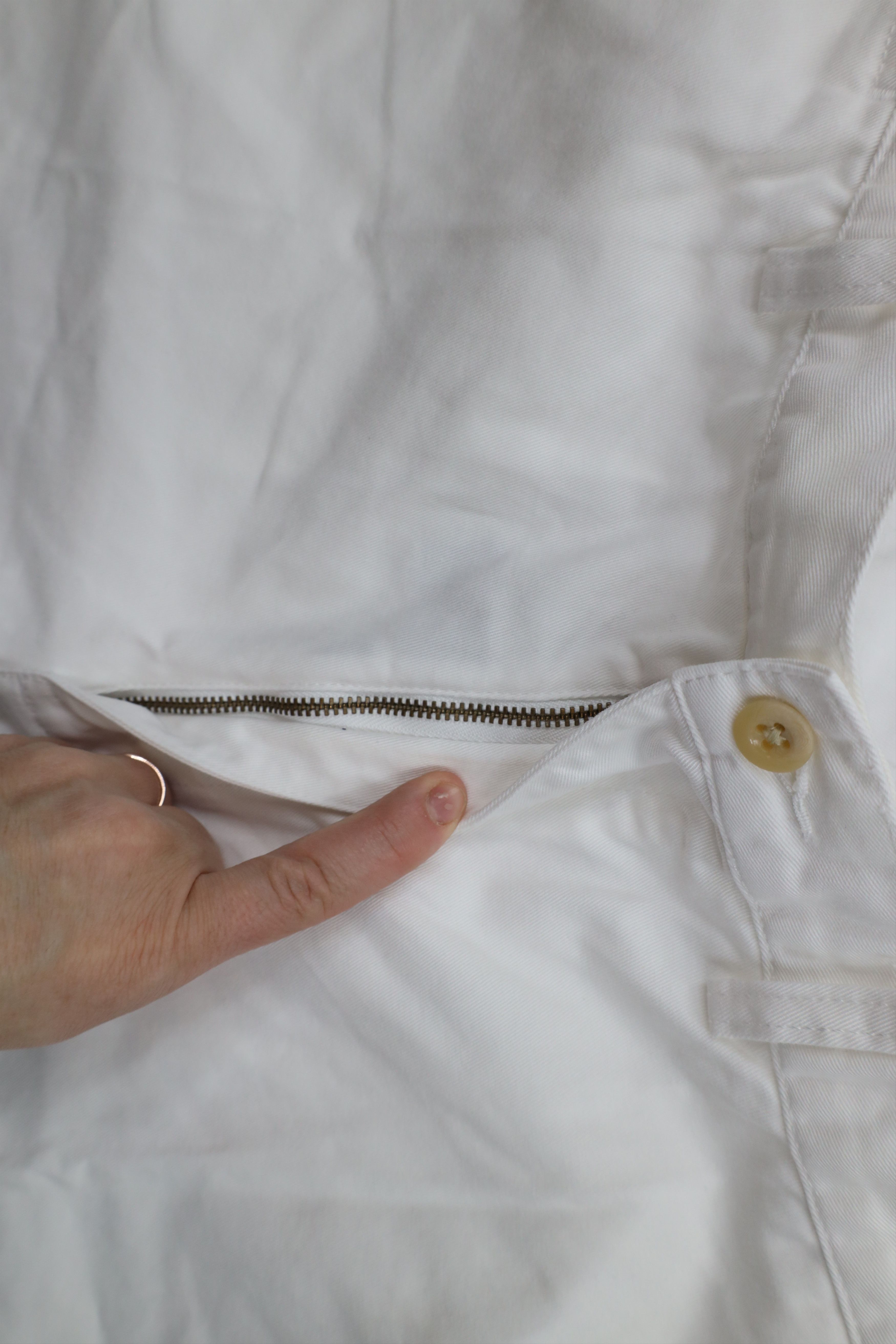 Ralph Lauren × Vintage Vintage 90s Ralph Lauren Above Knee Cotton Chino Shorts Size US 38 / EU 54 - 6 Thumbnail