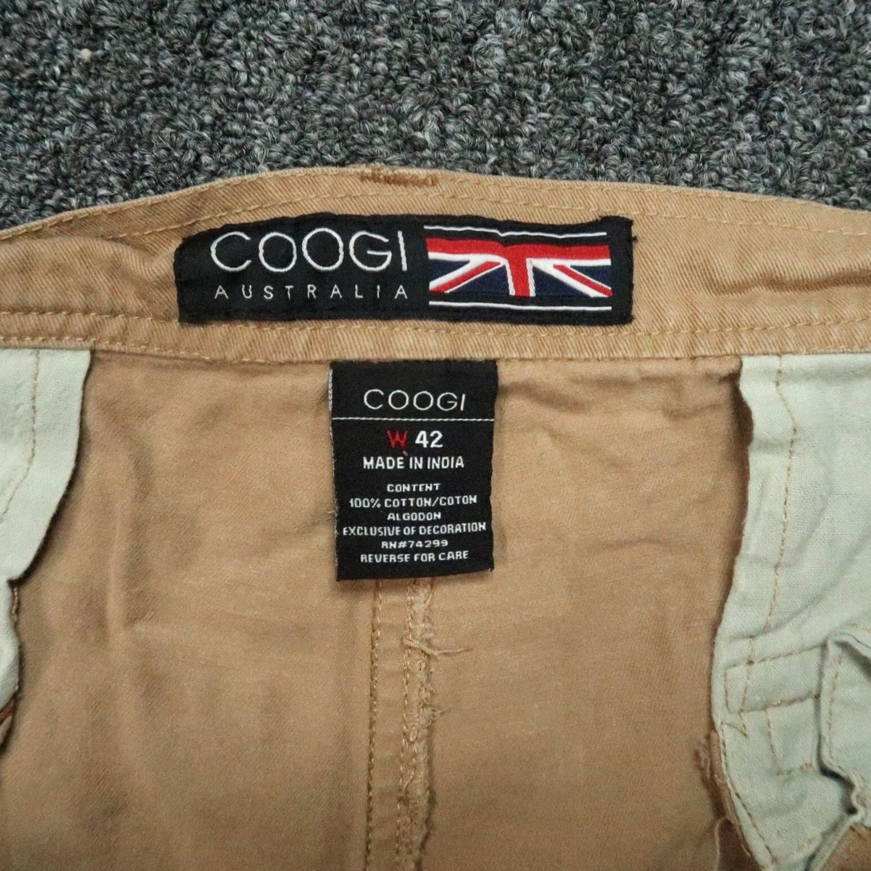 Coogi COOGI Shorts Mens 42 Khaki Brown Cargo Classic Fit Embroidered Size US 42 / EU 58 - 2 Thumbnail