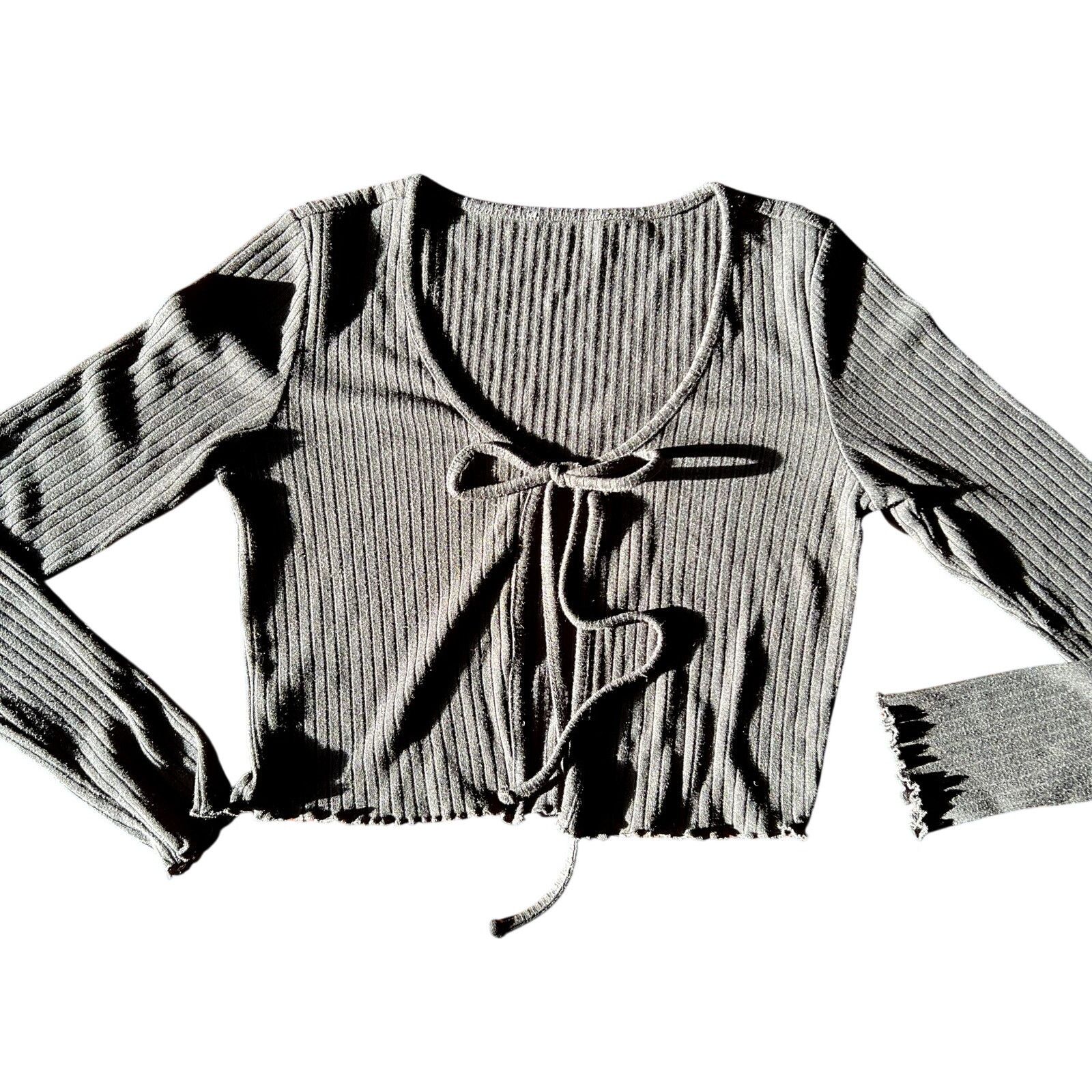 Forever 21 Tie Top Size S / US 4 / IT 40 - 1 Thumbnail