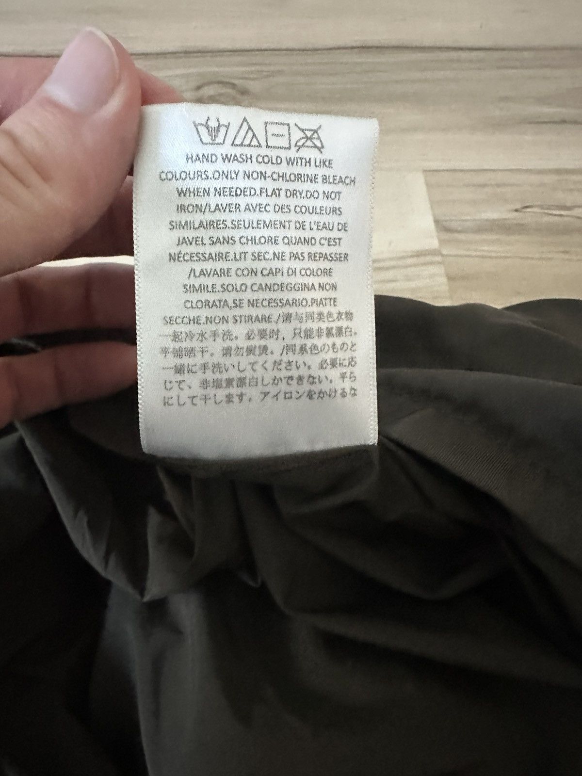 Fear of God Fear of god essentials shorts Size US 30 / EU 46 - 5 Thumbnail