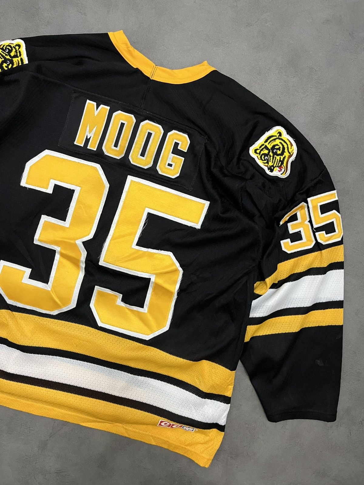 NHL Vintage CCM Boston Bruins NHL 35 Andy Moog hockey jersey Size US L / EU 52-54 / 3 - 5 Thumbnail