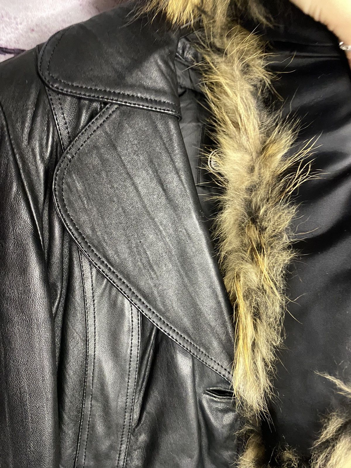 Other Vintage women's leather jacket with natural fur avant garde Size S / US 4 / IT 40 - 7 Thumbnail