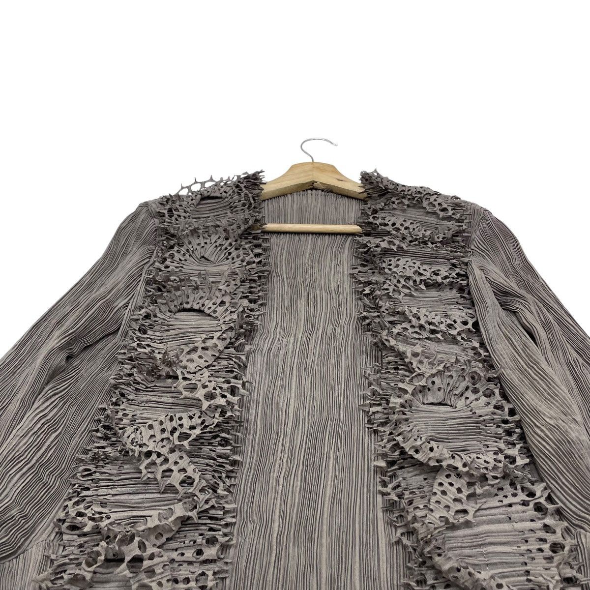Pleats Please Issey Miyake Japanese Brand Feng Heng Pleat Jacket Inspired Issey Miyake Size M / US 6-8 / IT 42-44 - 1 Thumbnail
