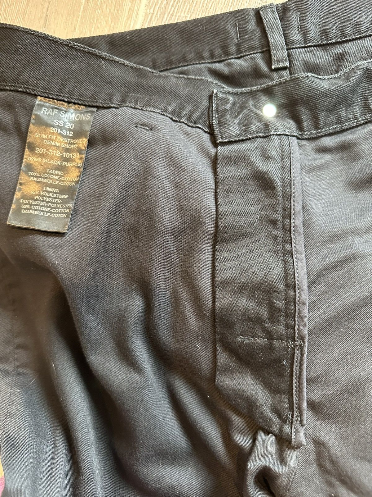 Raf Simons Raf simons SS20 Slim fit destroyed denim shorts Size US 33 - 7 Thumbnail