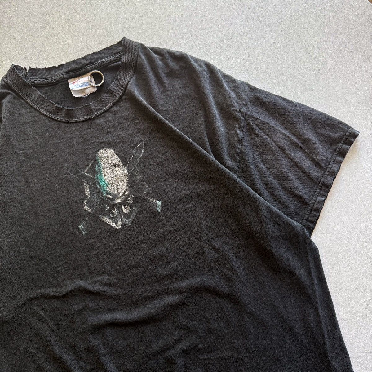 Vintage 2004 Vintage Halo 2 Legendary Logo Distressed Fader Tee Size US XL / EU 56 / 4 - 7 Thumbnail