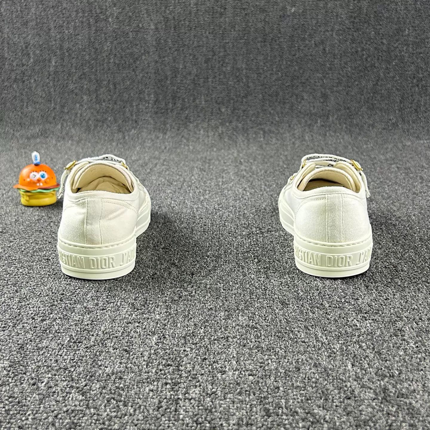 Dior Dior white logo sneaker W35 Size US 4.5 / IT 34.5 - 5 Thumbnail