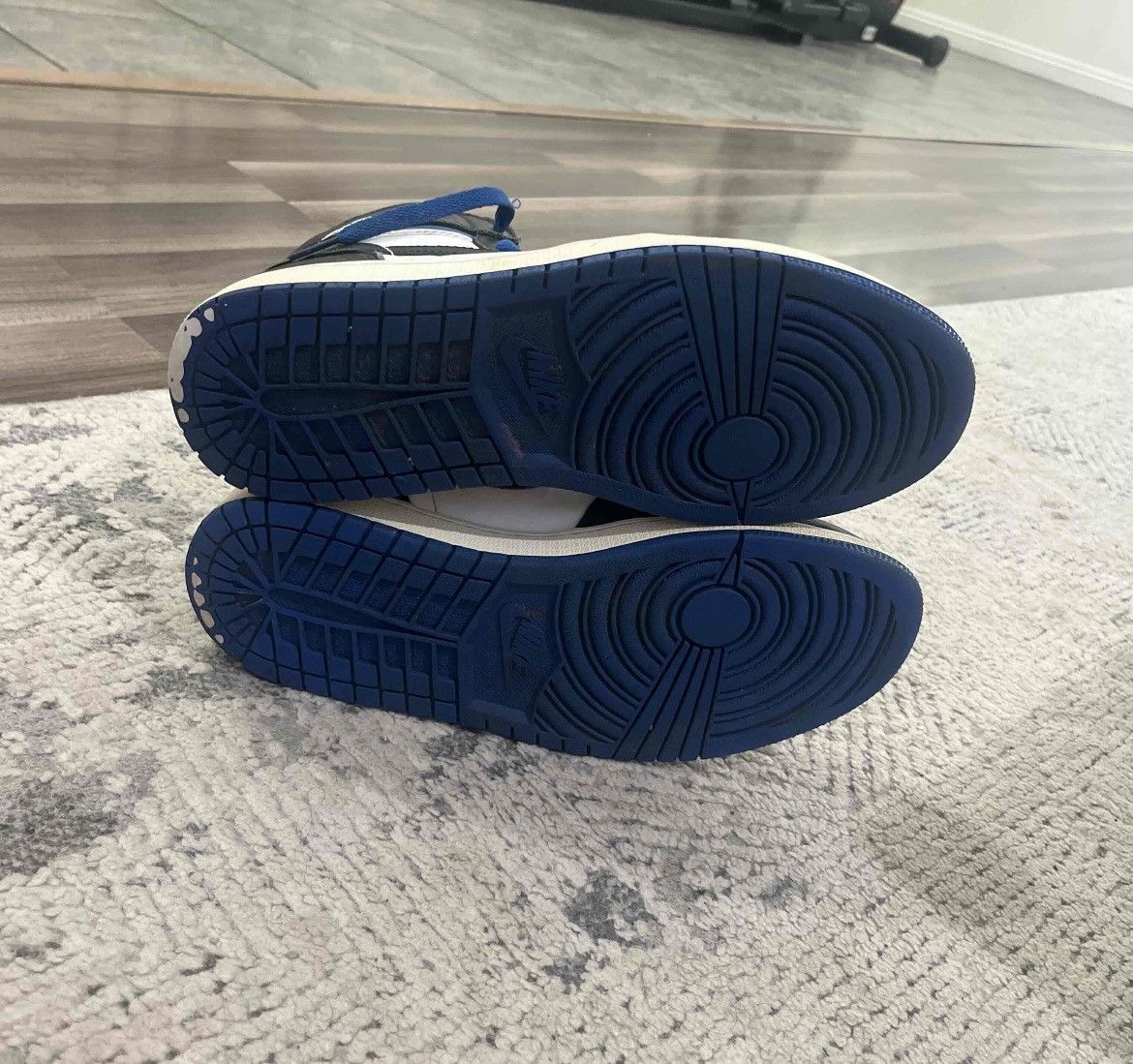 Jordan Brand × Nike jordan 1 royal toe size 9.5 Size US 9.5 / EU 42-43 - 5 Thumbnail