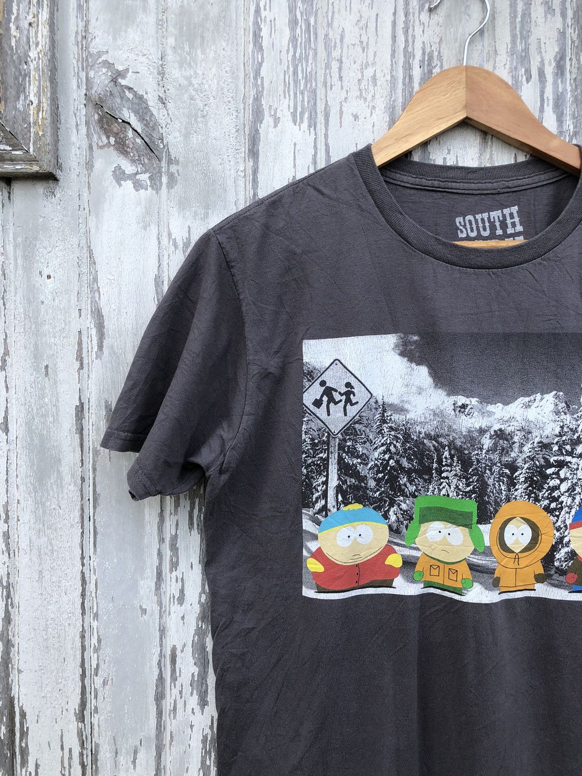 Anime × Vintage South Park Bus Stop Character Comedy Tshirts Size US M / EU 48-50 / 2 - 6 Thumbnail