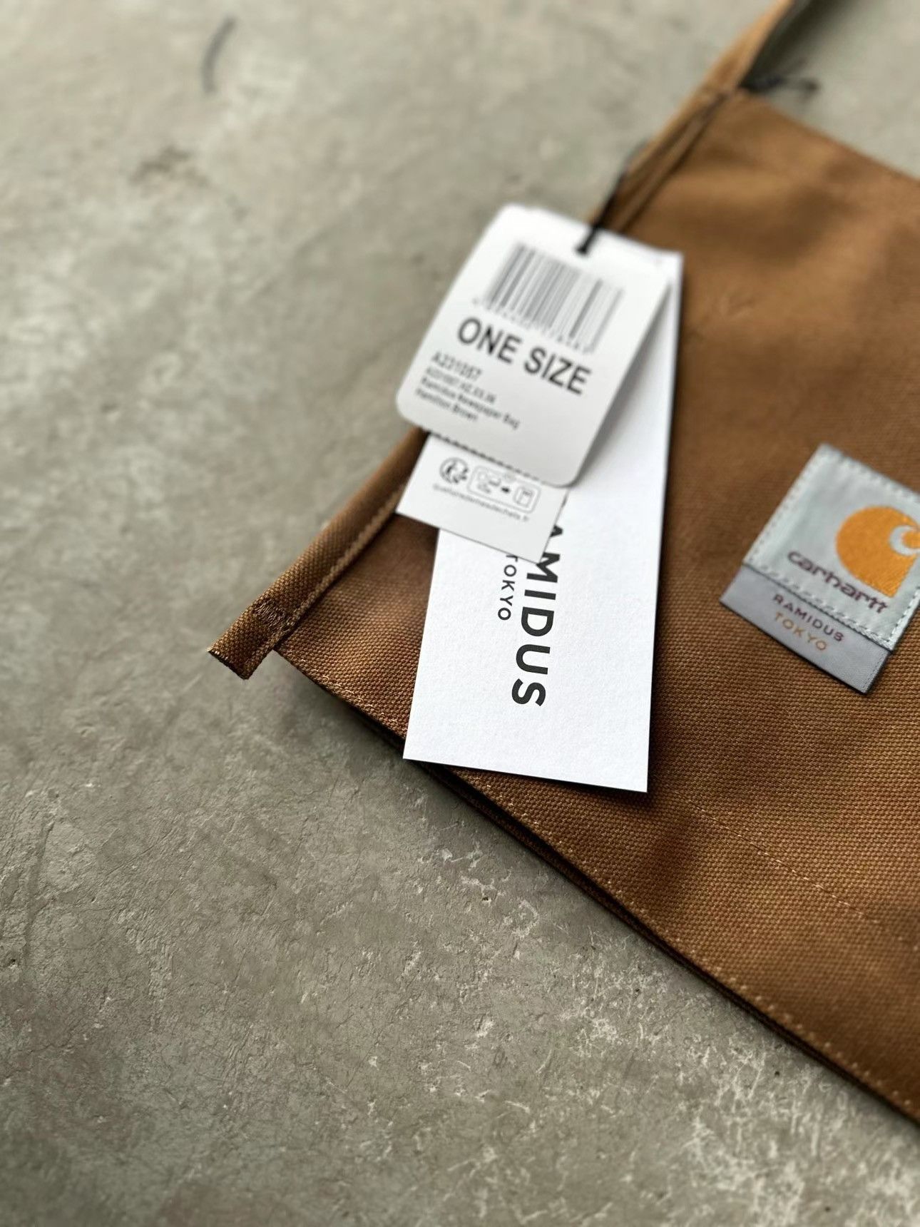 Carhartt Carhartt WIP X Ramidus Tokyo Newspaper Sling Bag Size ONE SIZE - 3 Thumbnail