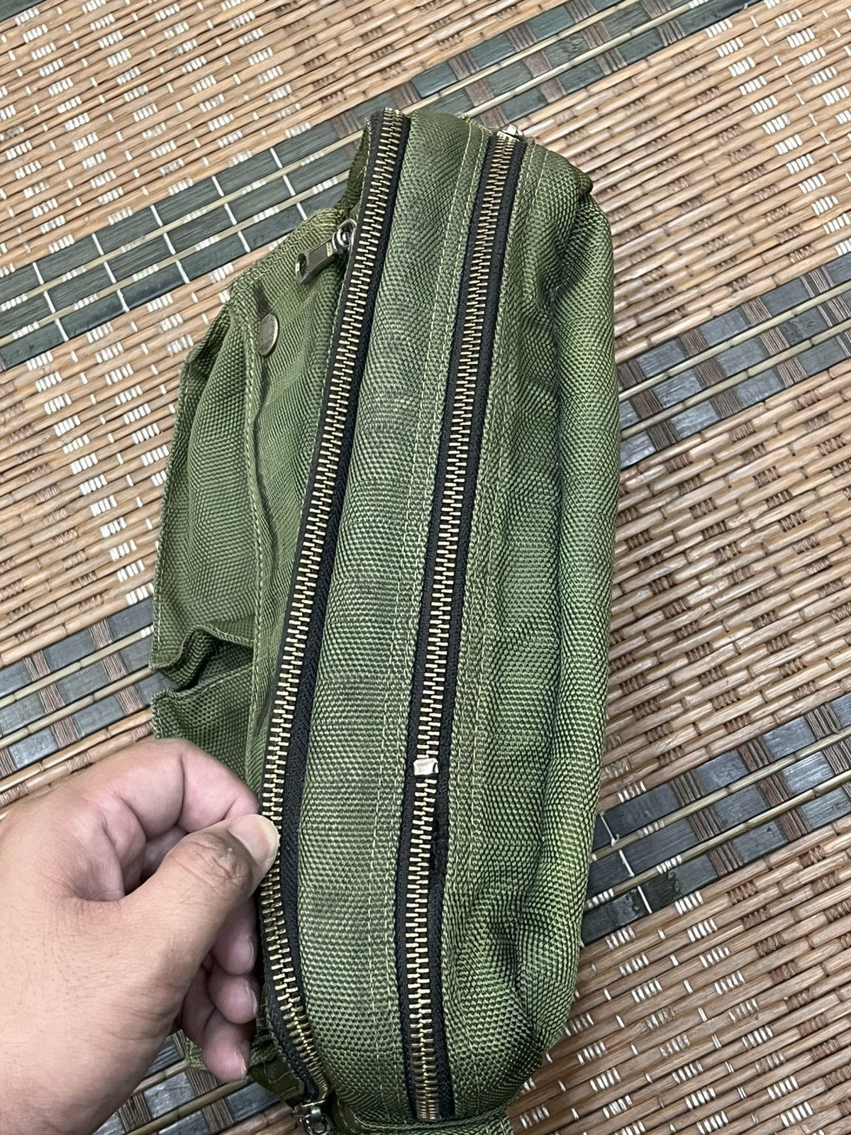 Porter Porter International Stain & Worn Messenger Bag Size ONE SIZE - 13 Thumbnail