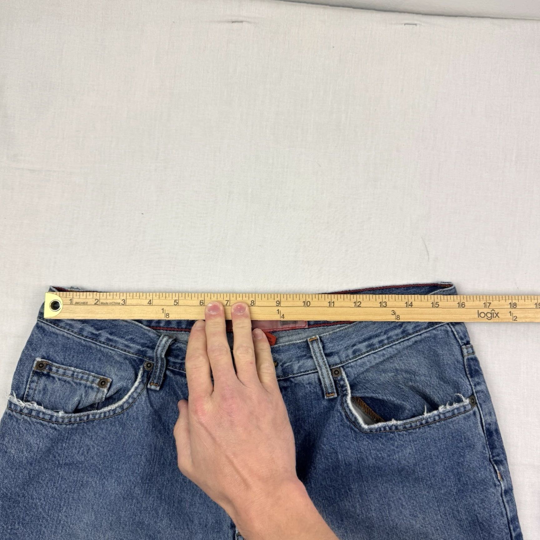 Mossimo VINTAGE Mossimo Jeans Button Fly 33x32 Adult Men Hipster Punk Y2K Skater Bootcut Blue Denim Cotton Regular Inseam 32 Mens Size US 33 - 6 Thumbnail
