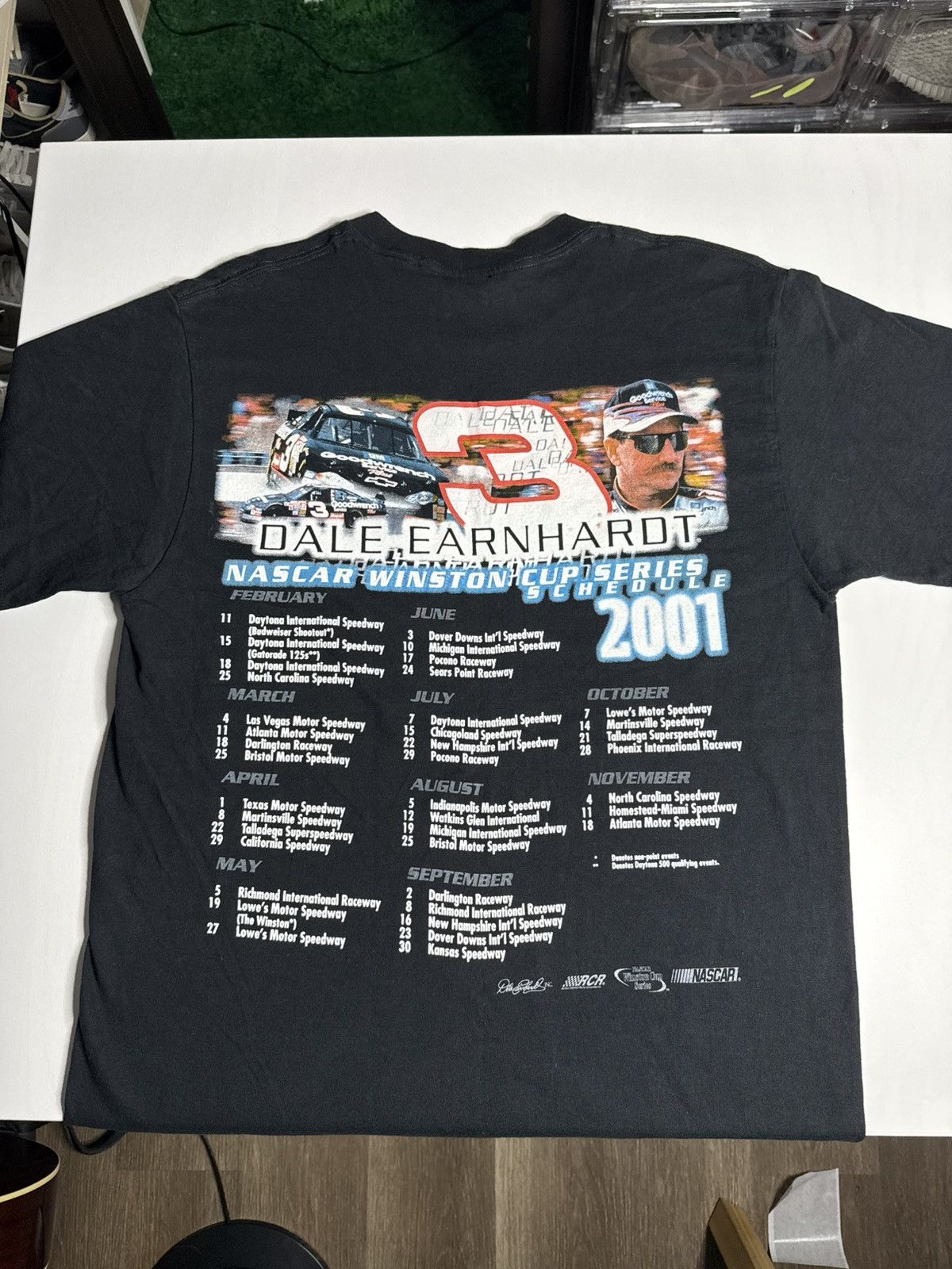 Vintage VINTAGE 2001 Dale Earnhardt Nascar Tee “Blck” [ L ] PREOWNED Size US L / EU 52-54 / 3 - 5 Thumbnail