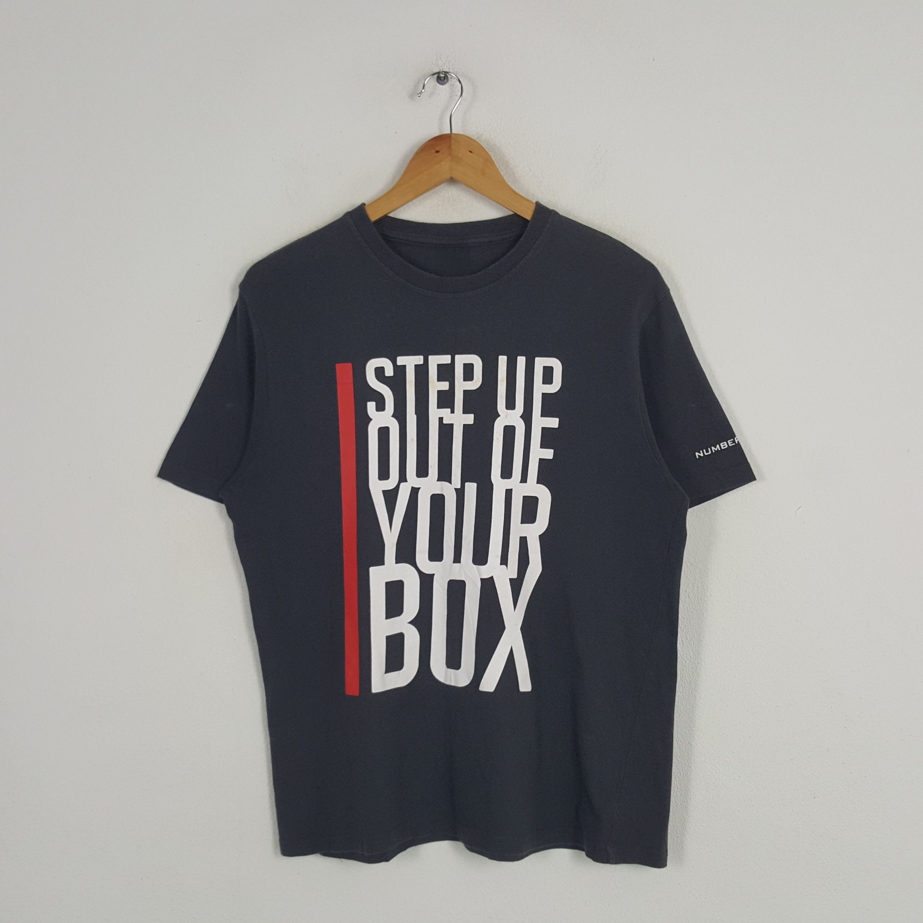 Japanese Brand × Number (N)ine × Vintage Vintage Number (N)ine X Marlboro Japanese Brand Tshirt Size US L / EU 52-54 / 3 - 1 Thumbnail