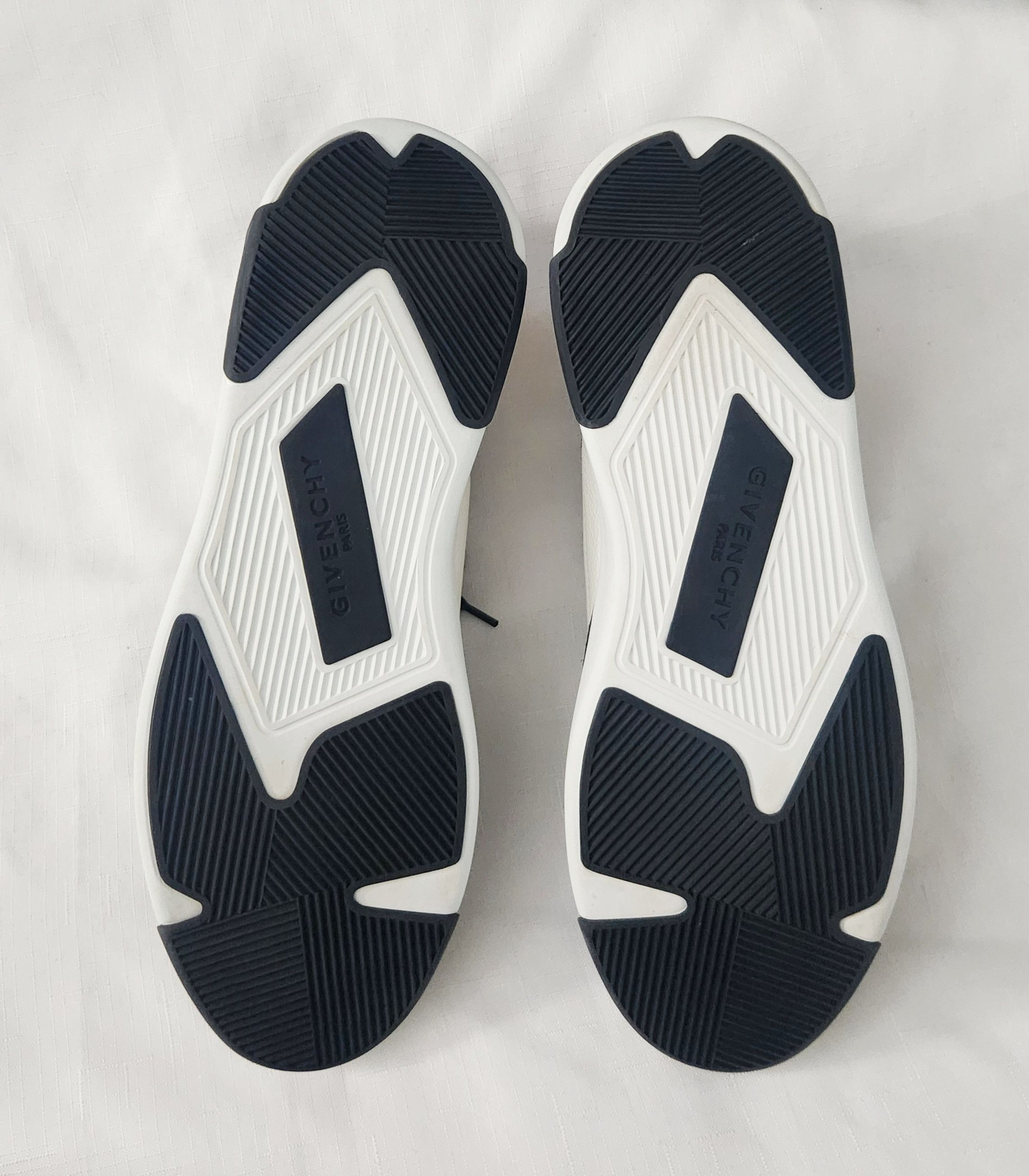Designer × Givenchy Givenchy White Black multicolor Leather Runner Sneakers 46 Size US 13 / EU 46 - 14 Thumbnail