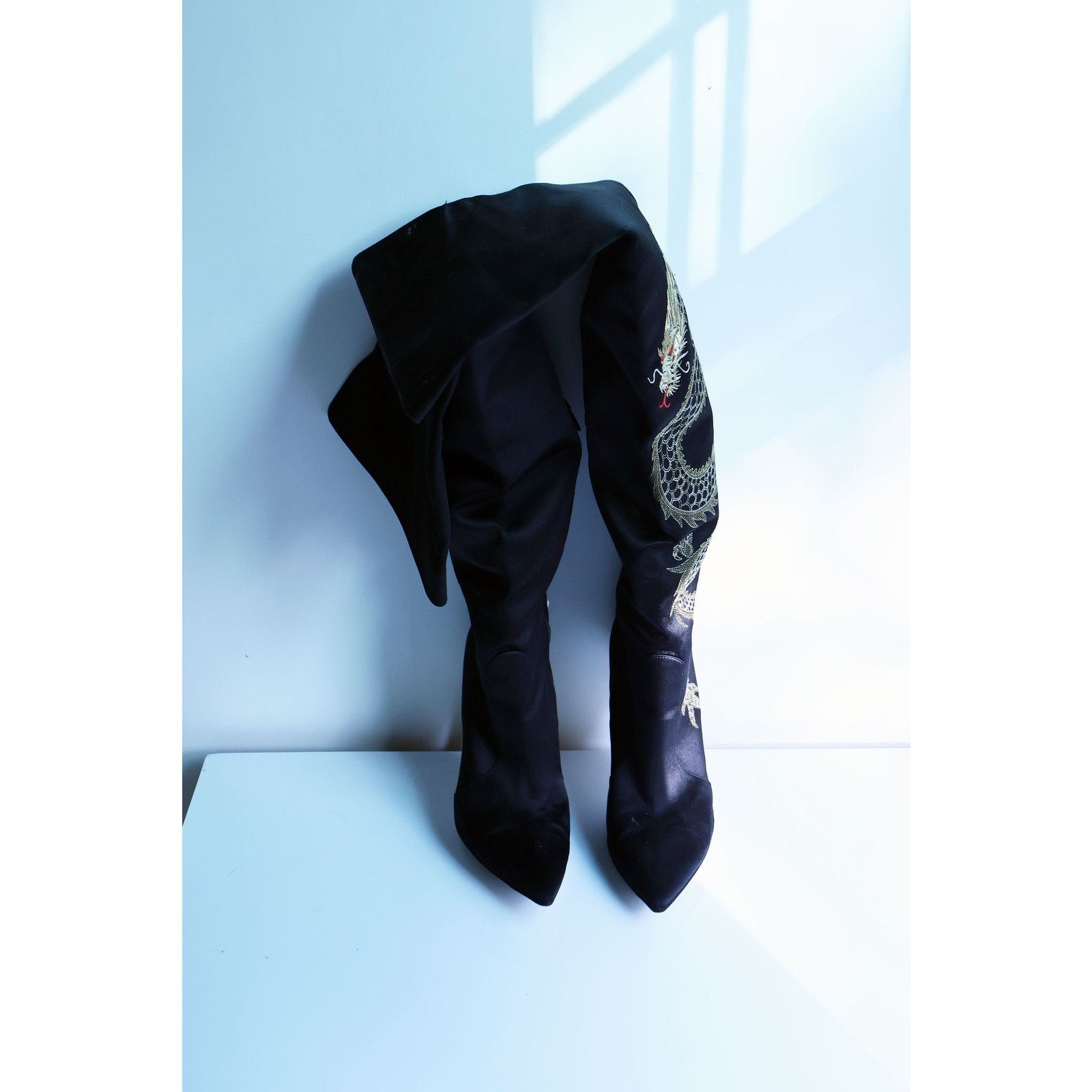 Gianvito Rossi Gianvito Rossi Embroidered Dragon Cuissard Boots Size US 8.5 / IT 38.5 - 6 Thumbnail