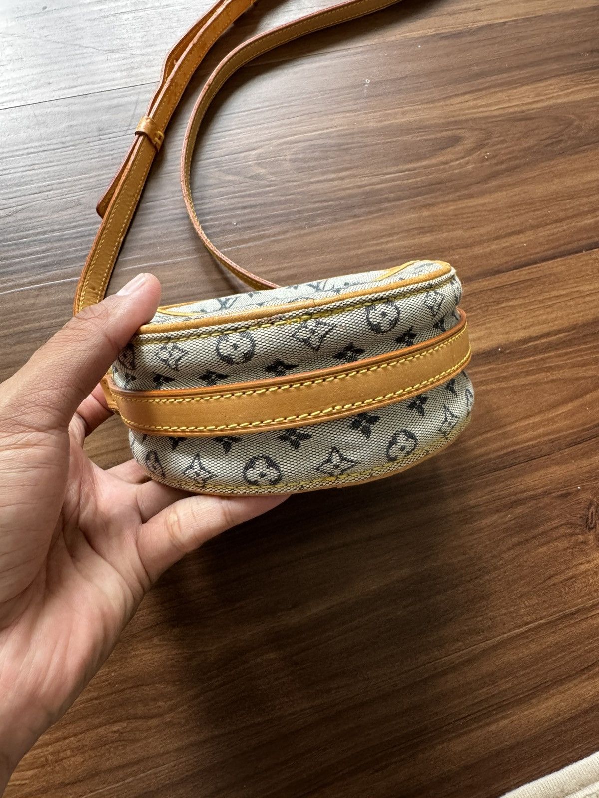 Louis Vuitton Louis Vuitton Blue Monogram Mini Lin Jeanne PM shoulder bag Size ONE SIZE - 4 Thumbnail
