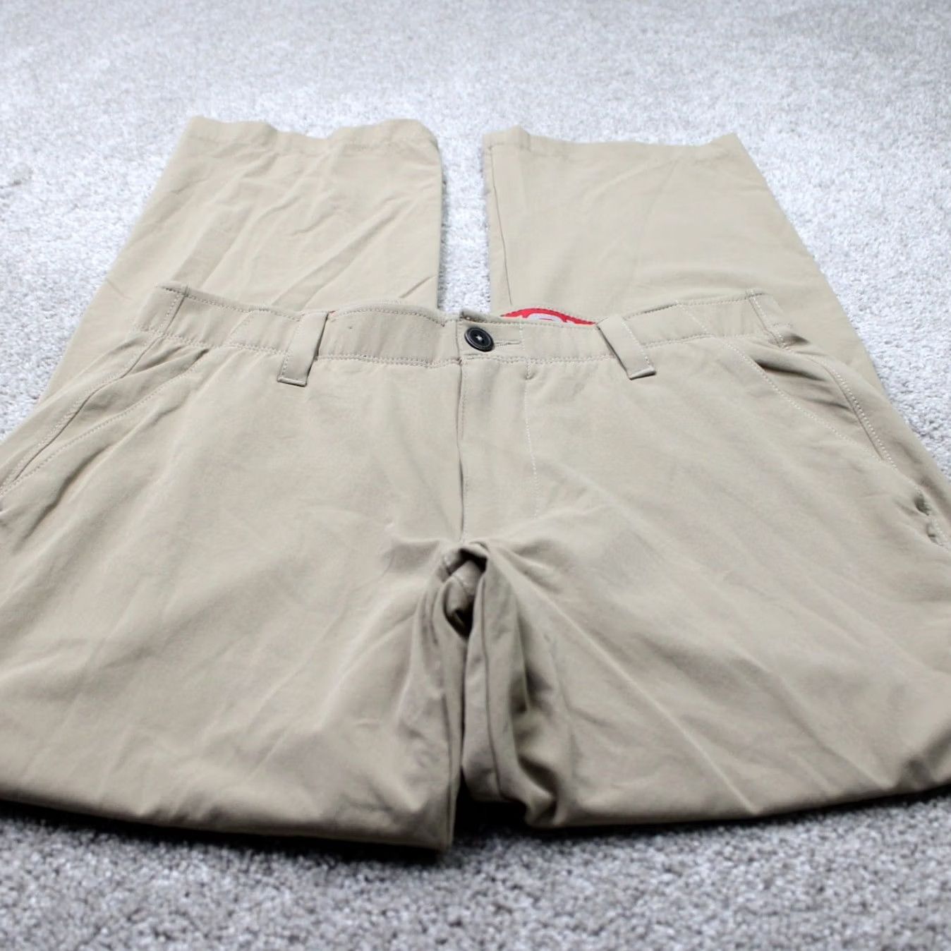 Under Armour Under Armour Pants Mens 32x30 Beige UA Match Play Loose Fit Straight Leg Golf Size US 32 / EU 48 - 2 Thumbnail