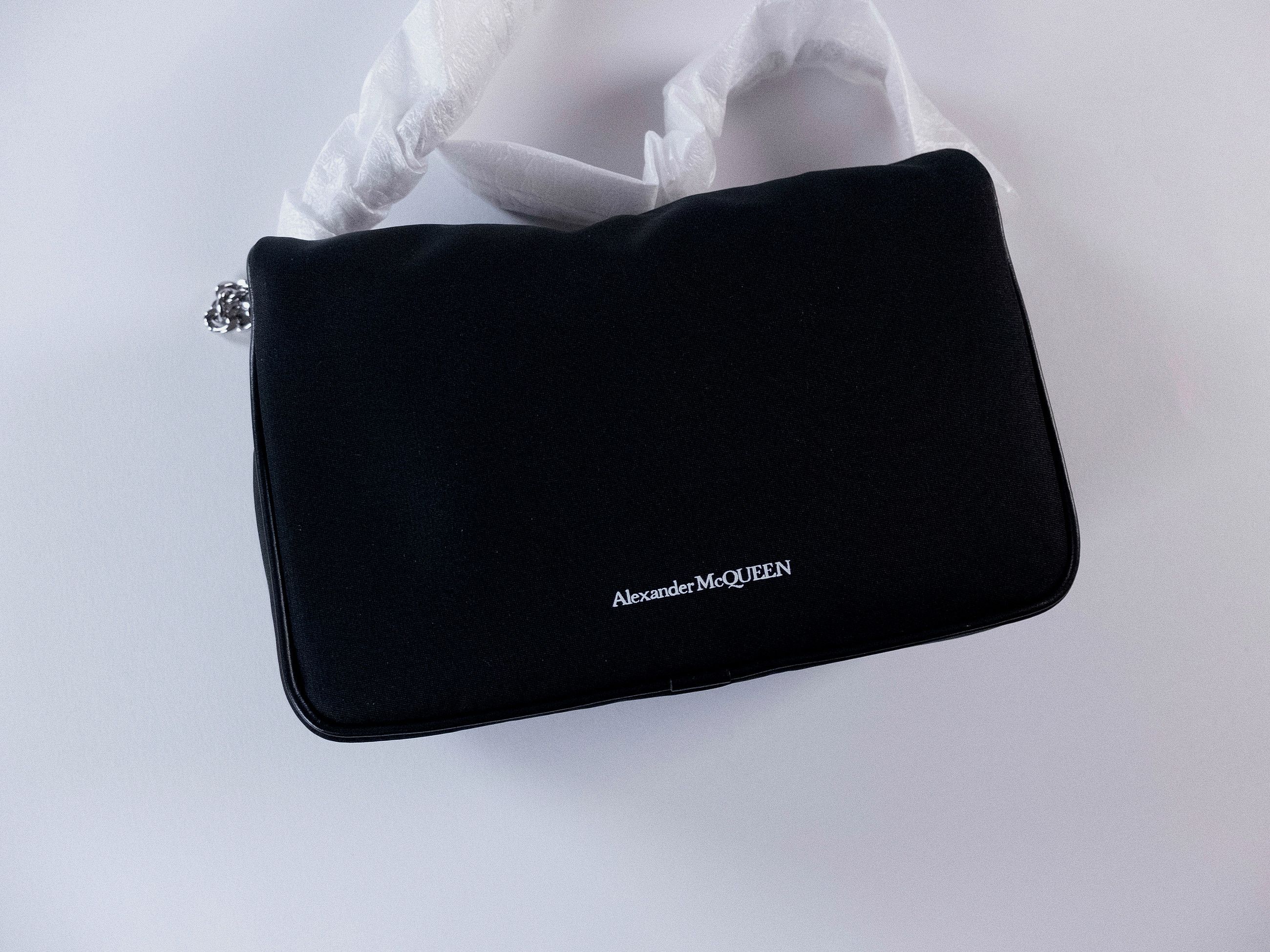 Alexander McQueen ALEXANDER MCQUEEN Skull Black nylon Graffiti logo bag Size ONE SIZE - 8 Thumbnail