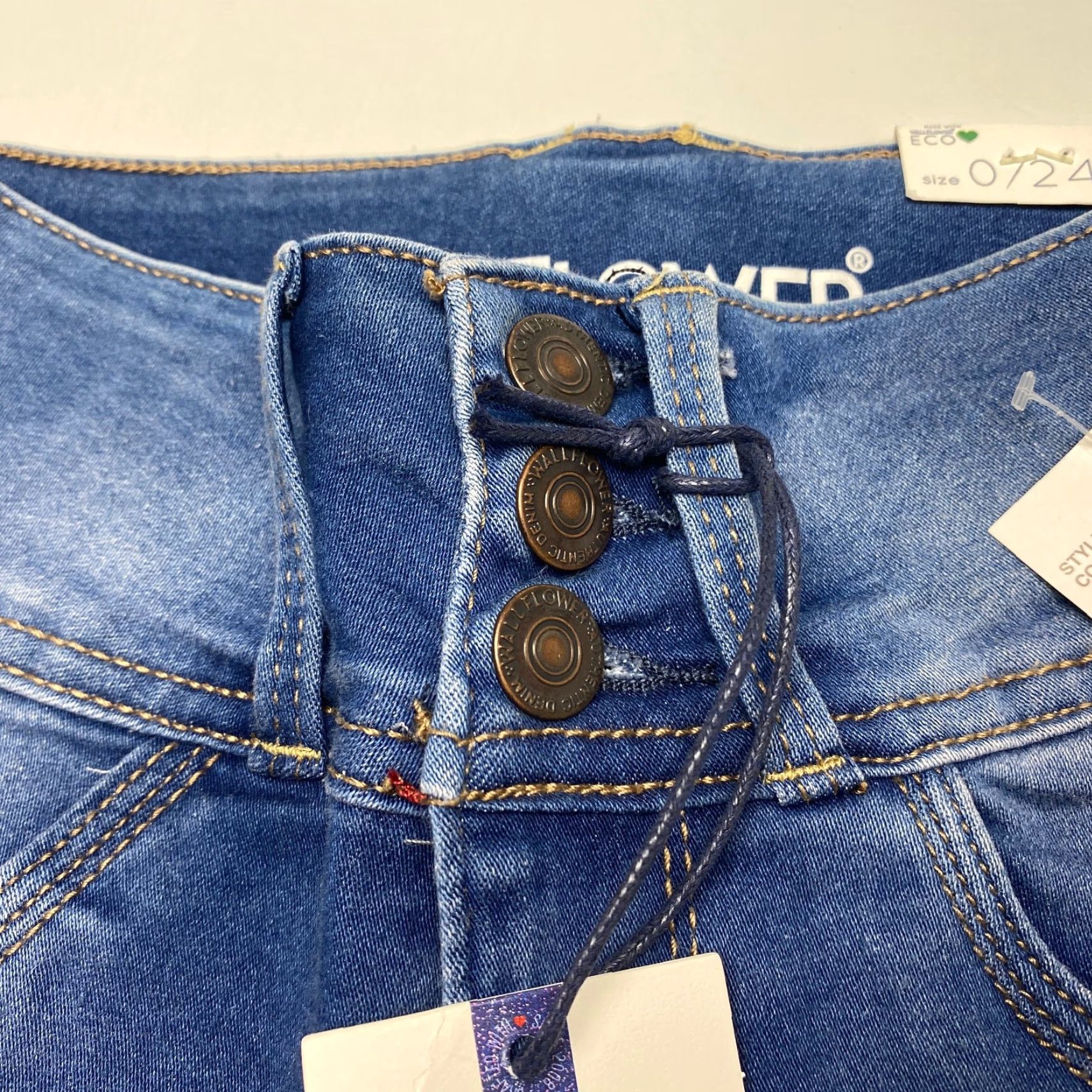 Vintage VINTAGE Wallflower Jeans The Sassy High Rise Skinny Stretch Waist Womens Size 0/24 Size 25" / US 0 / IT 36 - 4 Thumbnail