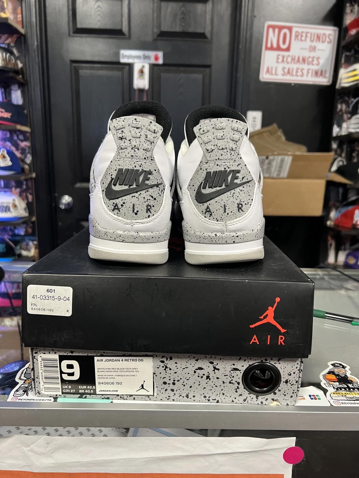 Jordan Brand Jordan 4 ‘White Cement’ Size US 9 / EU 42 - 4 Thumbnail