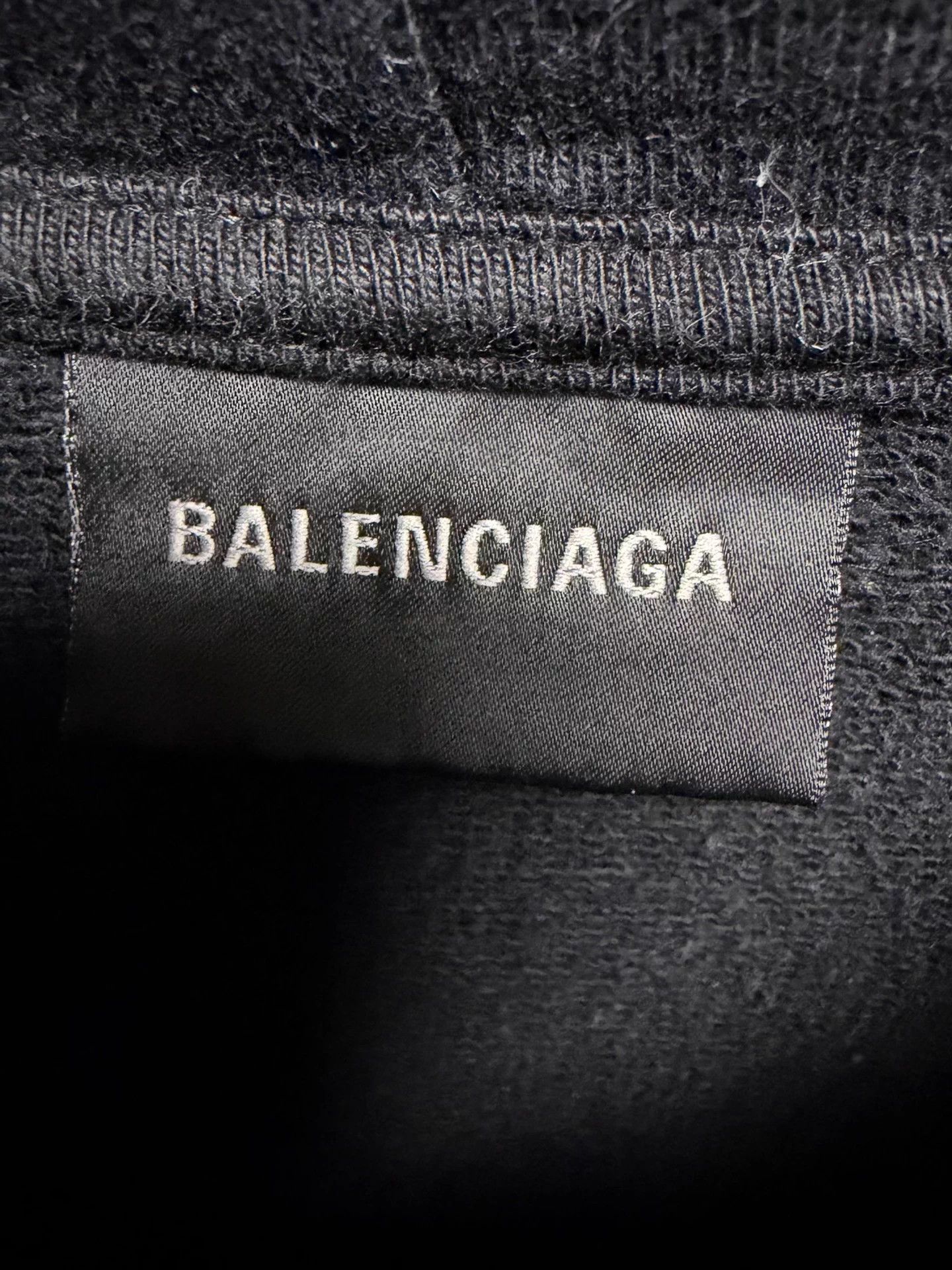 Balenciaga Balenciaga Dye Splatter Logo Sweatshirt L Size US L / EU 52-54 / 3 - 3 Thumbnail
