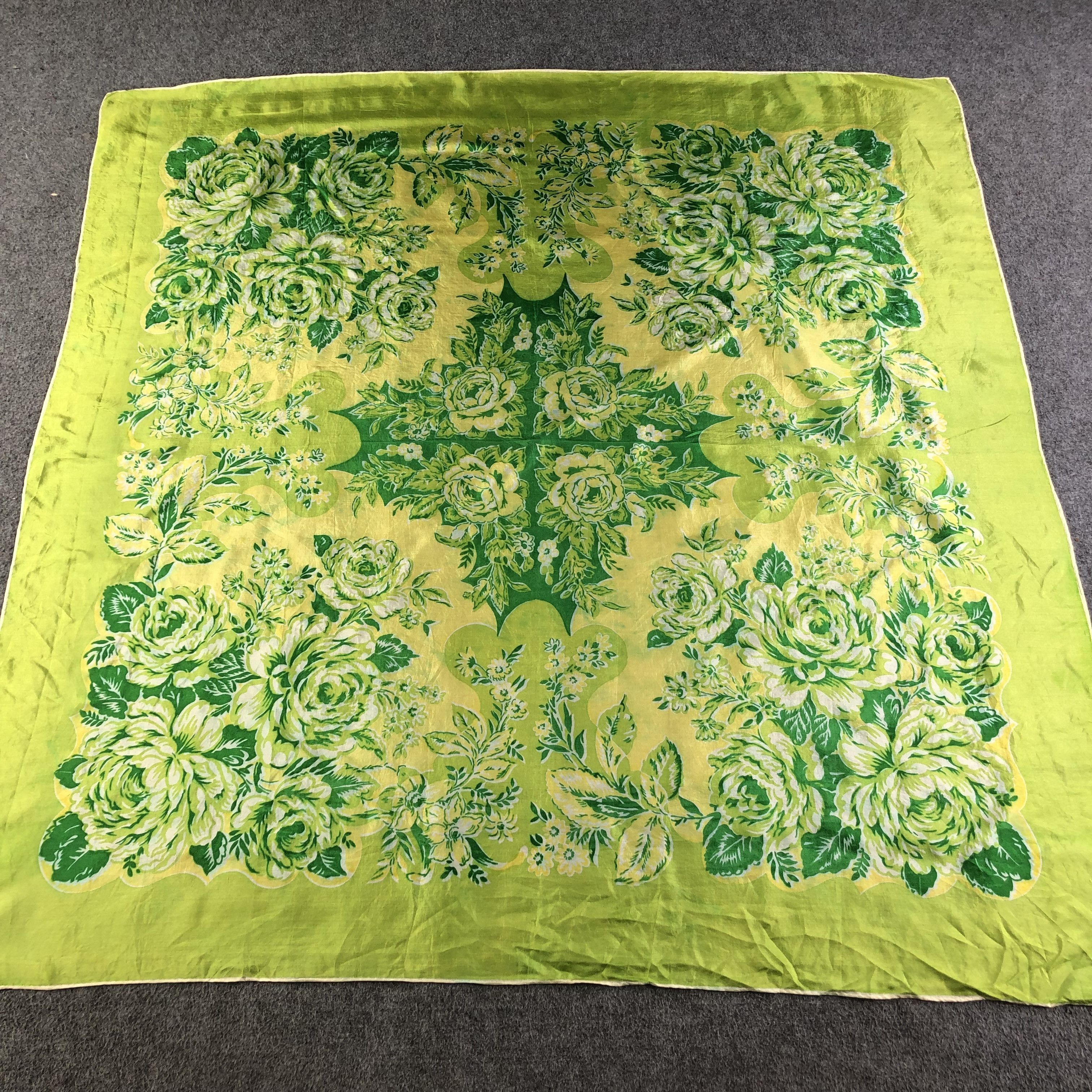 Vintage Vintage Luxury Floral Hand Rolled Silk Scarf M950 Size ONE SIZE - 1 Thumbnail