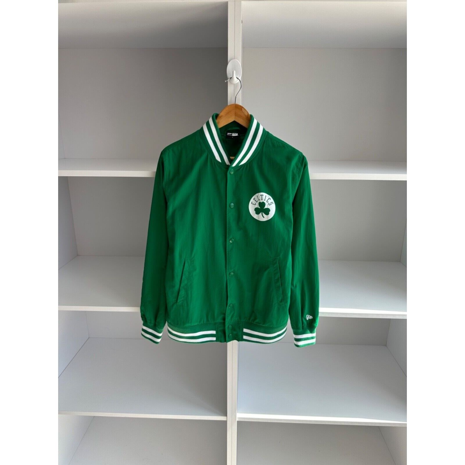 New Era New Era Celtics NBA Team App Pop Logo Varsity Boscel Jacket Size US S / EU 44-46 / 1 - 1 Thumbnail