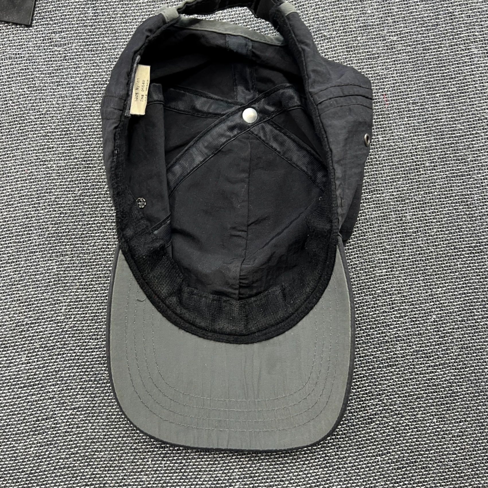 Oakley VINTAGE Oakley Baseball Cap Gray One Size Adjustable Mens Cap Size ONE SIZE - 4 Thumbnail