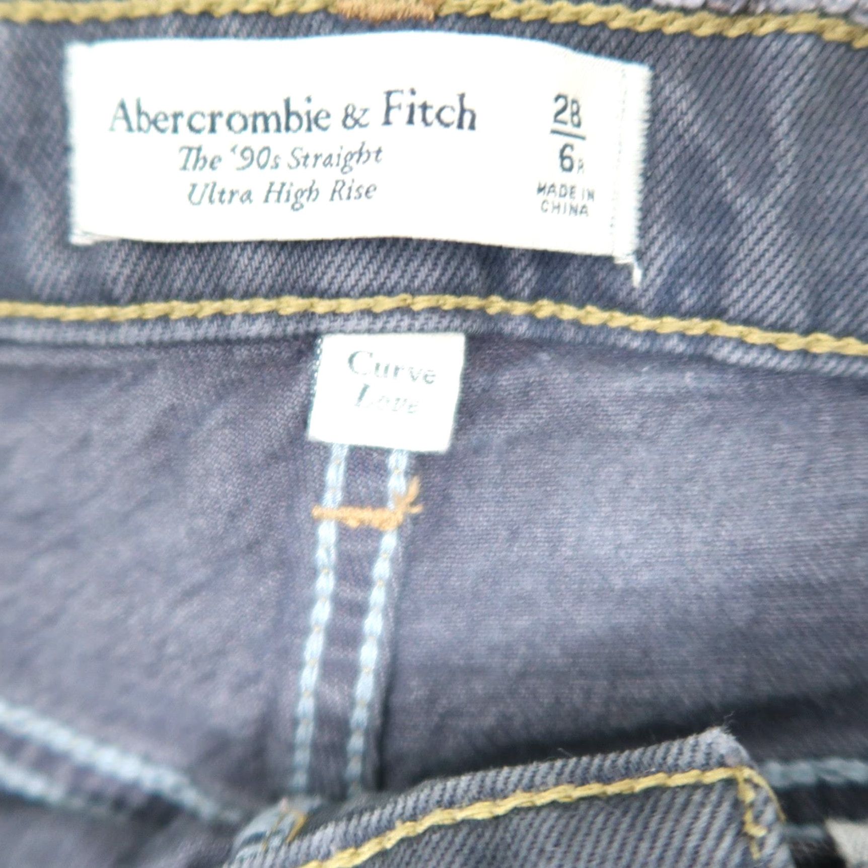 Abercrombie & Fitch Abercrombie & Fitch Jeans The 90s Straight Ultra High Rise Dark Grey Slit Hem 28 Women Rise High 90s Jeans Gray Slit Hem Size 28" / US 6 / IT 42 - 6 Thumbnail