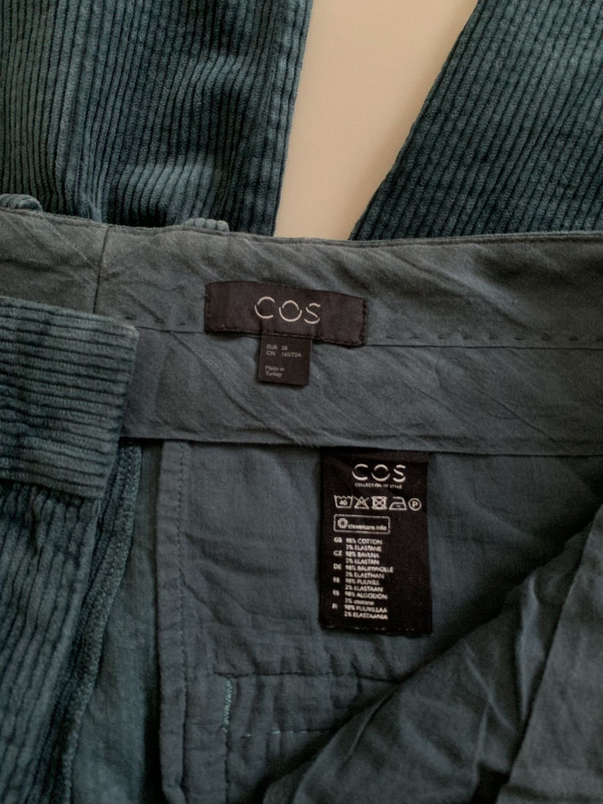 Cos COS Pleated Corduroy Wide Leg Pants Size 26" / US 2 / IT 38 - 4 Thumbnail