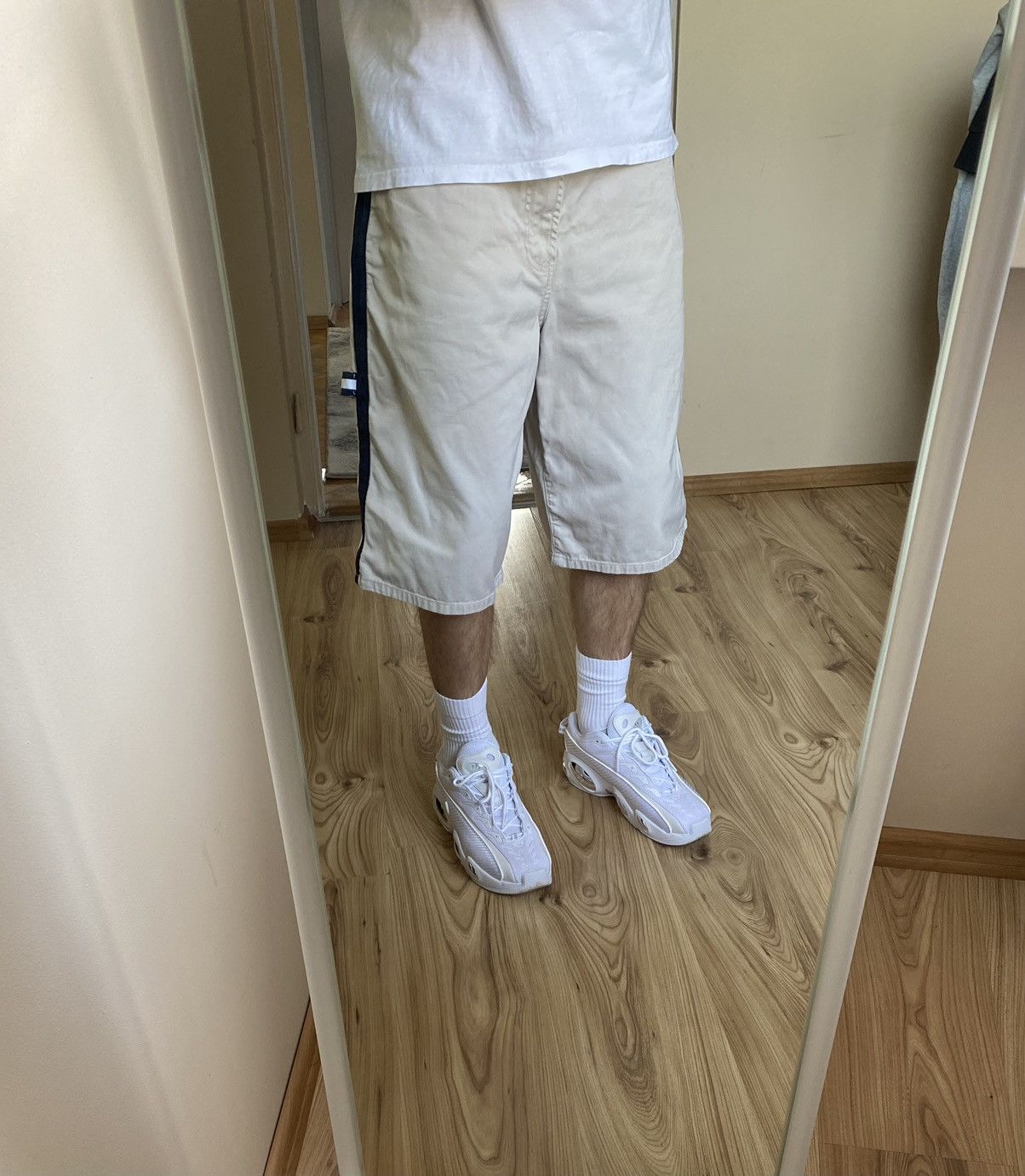 Tommy Hilfiger × Vintage Vintage Y2K Tommy Hilfiger baggy jorts shorts Size US 33 - 3 Thumbnail