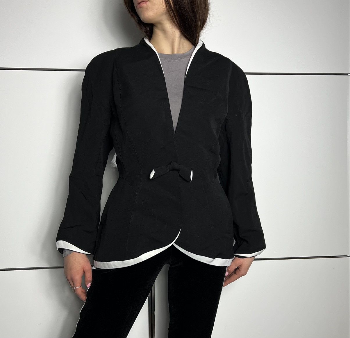 Mugler × Thierry Mugler × Vintage Unique Thierry Mugler 100% Worsted Wool Vintage 90s Tailored Size L / US 10 / IT 46 - 1 Thumbnail