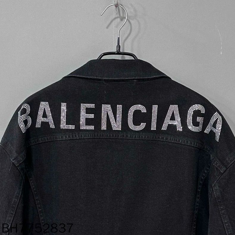 Balenciaga Balenciaga size 36 Back rhinestone logo denim jacket Size M / US 6-8 / IT 42-44 - 4 Thumbnail
