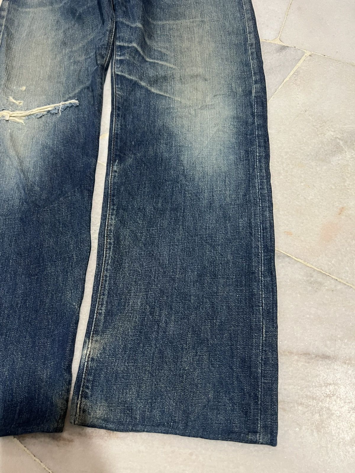 If Six Was Nine × Japanese Brand 💥Baggy💥Vintage Gl Heart Mud Wash Distressed Jeans Japan Size US 31 - 5 Thumbnail