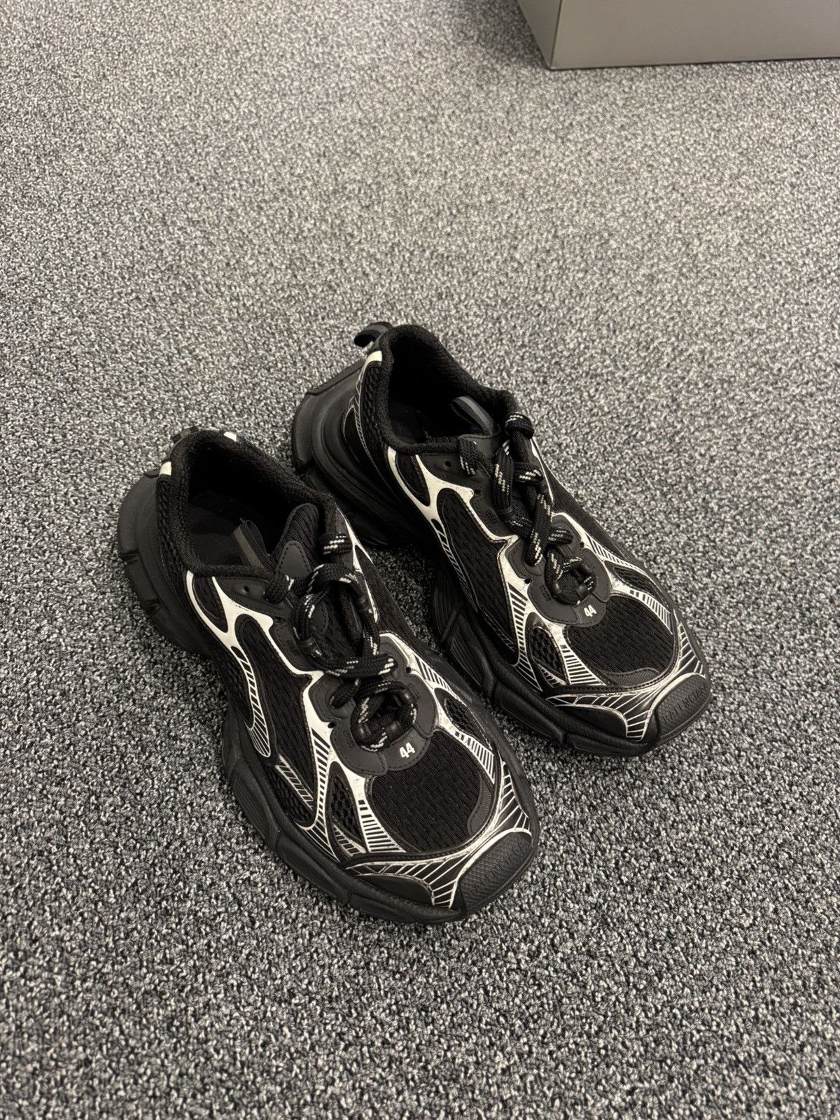Balenciaga Balenciaga 3XL Black (US 10.5/11M) Size US 11 / EU 44 - 5 Thumbnail