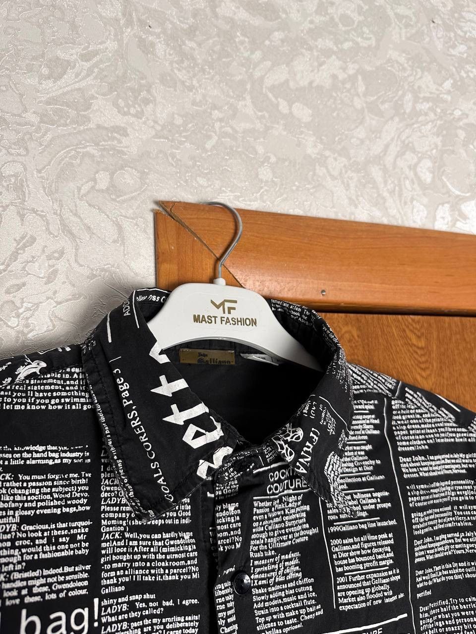 John Galliano JOHN GALLIANO NEWSPAPER PRINT LONG SLEEVES SHIRT Size M Size US M / EU 48-50 / 2 - 6 Thumbnail