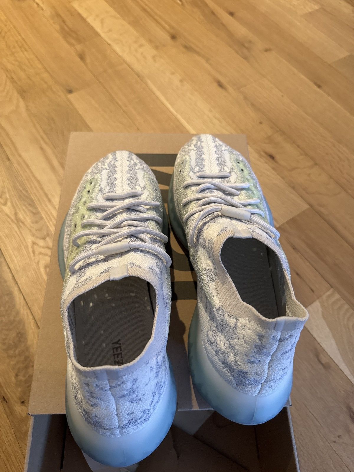 Adidas Adidas Yeezy 380 alien blue size 12.5 GW0304 Size US 12.5 / EU 45-46 - 8 Thumbnail