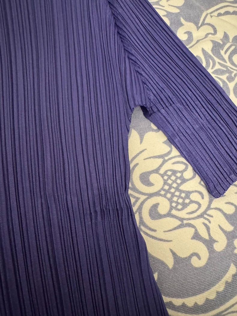 Issey Miyake Issey Miyake size:4 Purple pleated top Size M / US 6-8 / IT 42-44 - 3 Thumbnail