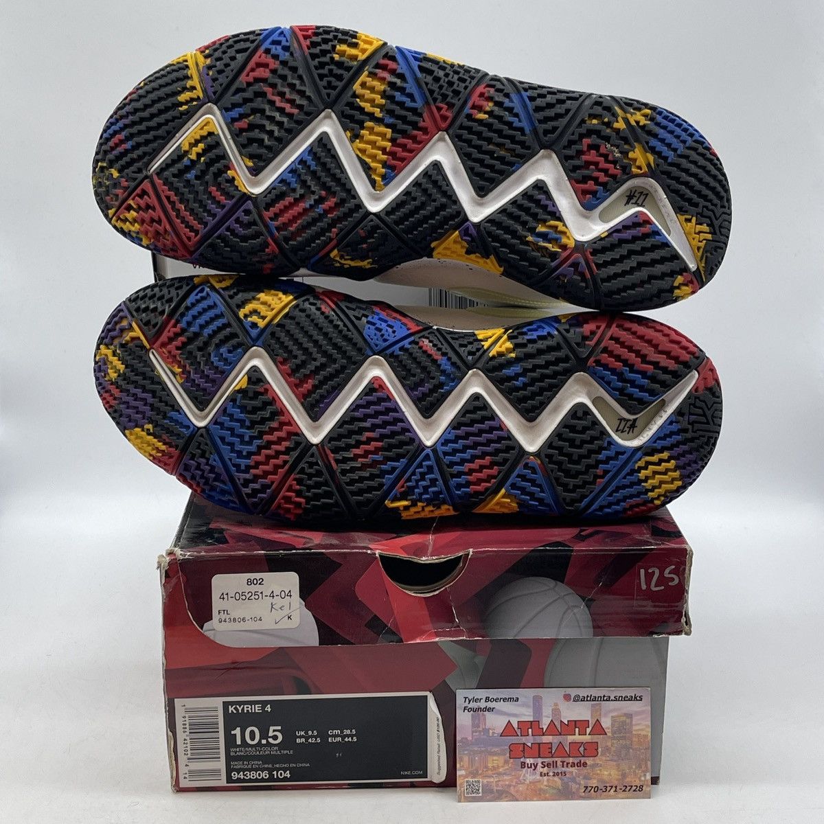 Nike Kyrie 4 ncaa tournament Size US 10.5 / EU 43-44 - 7 Thumbnail