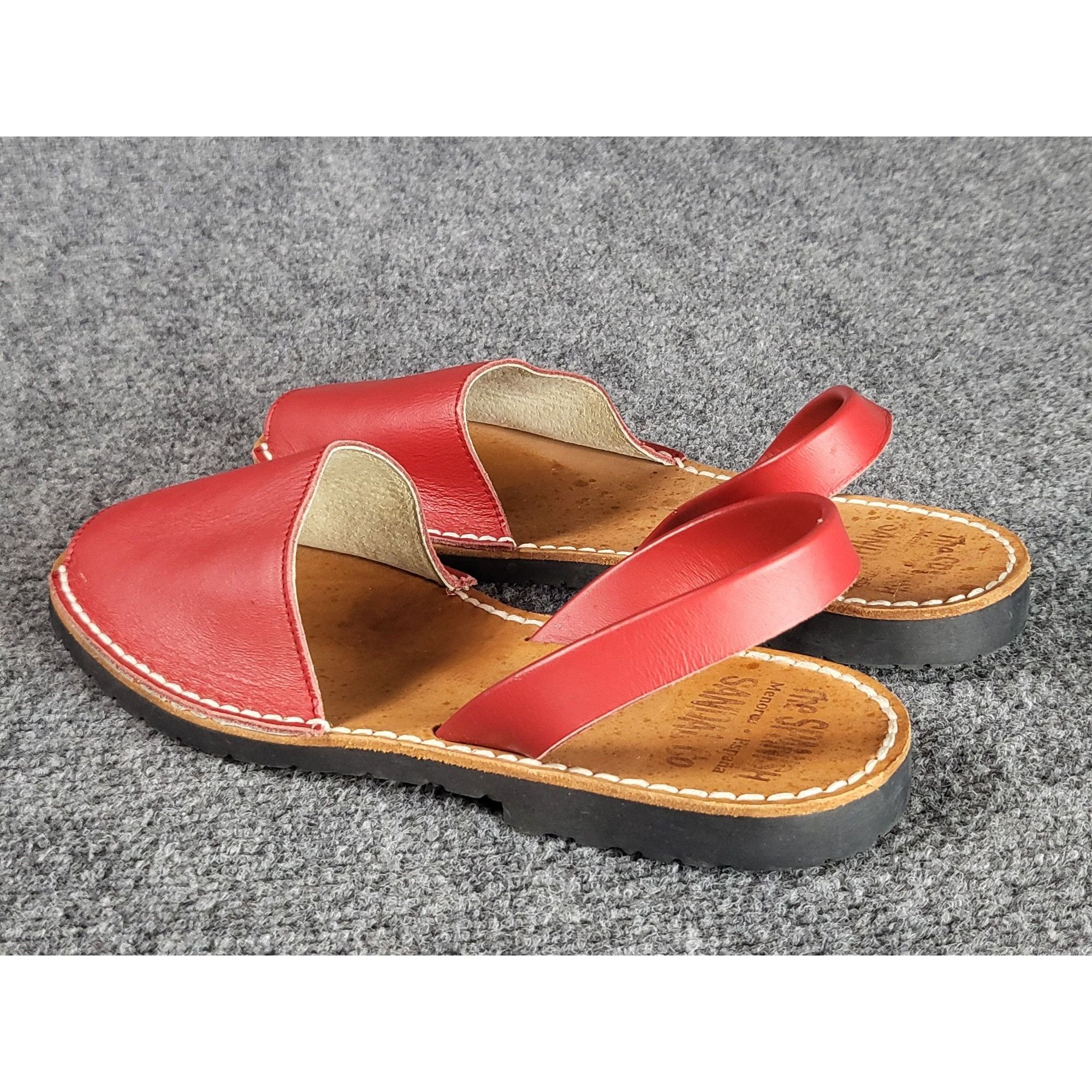 Malibu Sandals The Spanish Sandal Company Women Sz 38 EU 7.5 US Red Leather Size US 7.5 / IT 37.5 - 2 Thumbnail
