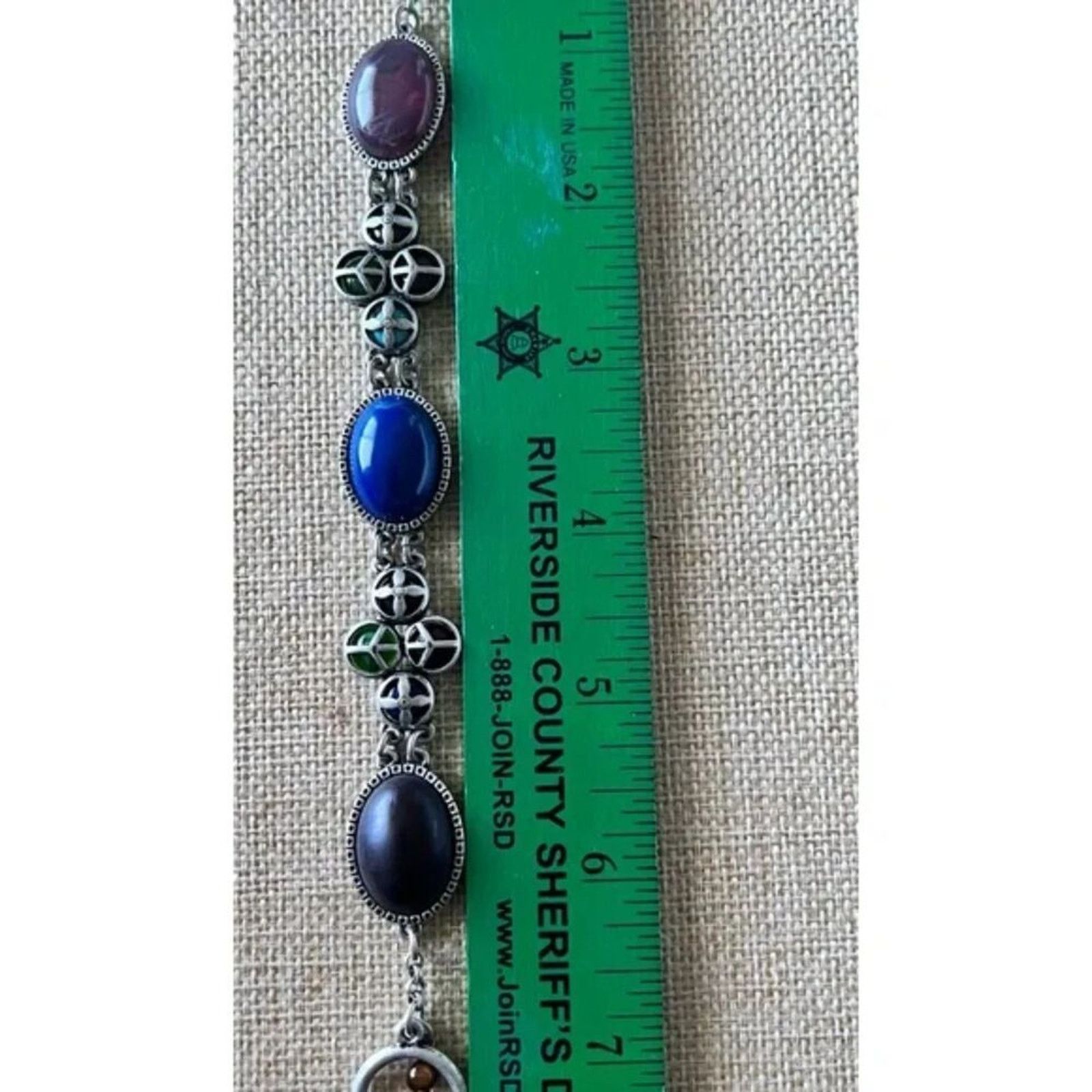 Other Bracelet Silver Tone Peace Signs Faux Stone 7” Size ONE SIZE - 4 Thumbnail