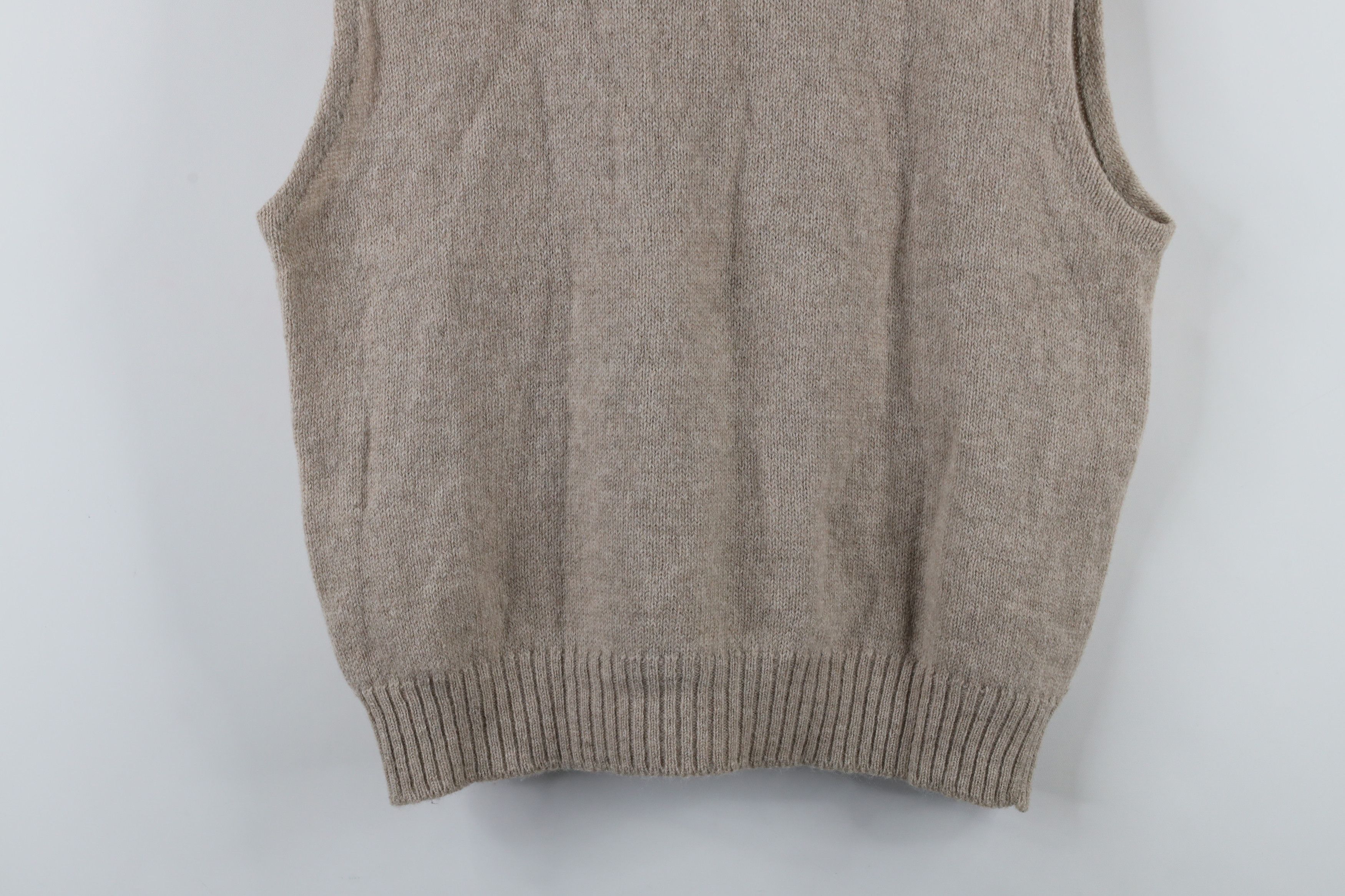 Vintage Vintage 70s Streetwear Blend Knit Sweater Vest Beige USA Size US L / EU 52-54 / 3 - 9 Thumbnail