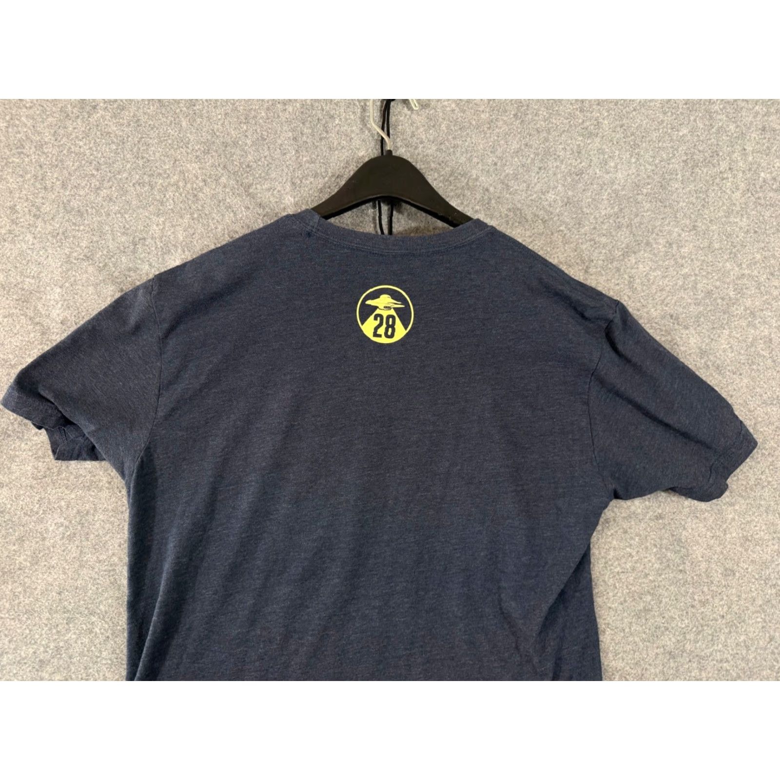 Vintage Flying Saucer T-Shirt Mens L Heather Blue Beer Nerd San Antonio Logo Fitted Crew Neck Short Sleeve Size US L / EU 52-54 / 3 - 7 Thumbnail