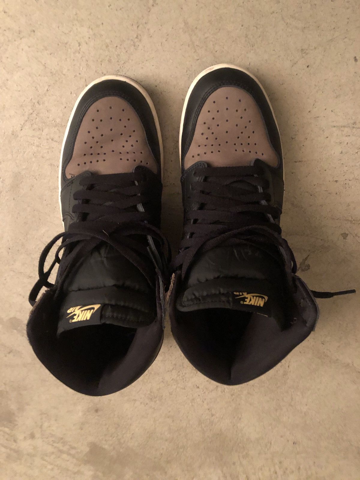 Jordan Brand Jordan 1 Retro High OG Size US 11 / EU 44 - 3 Thumbnail