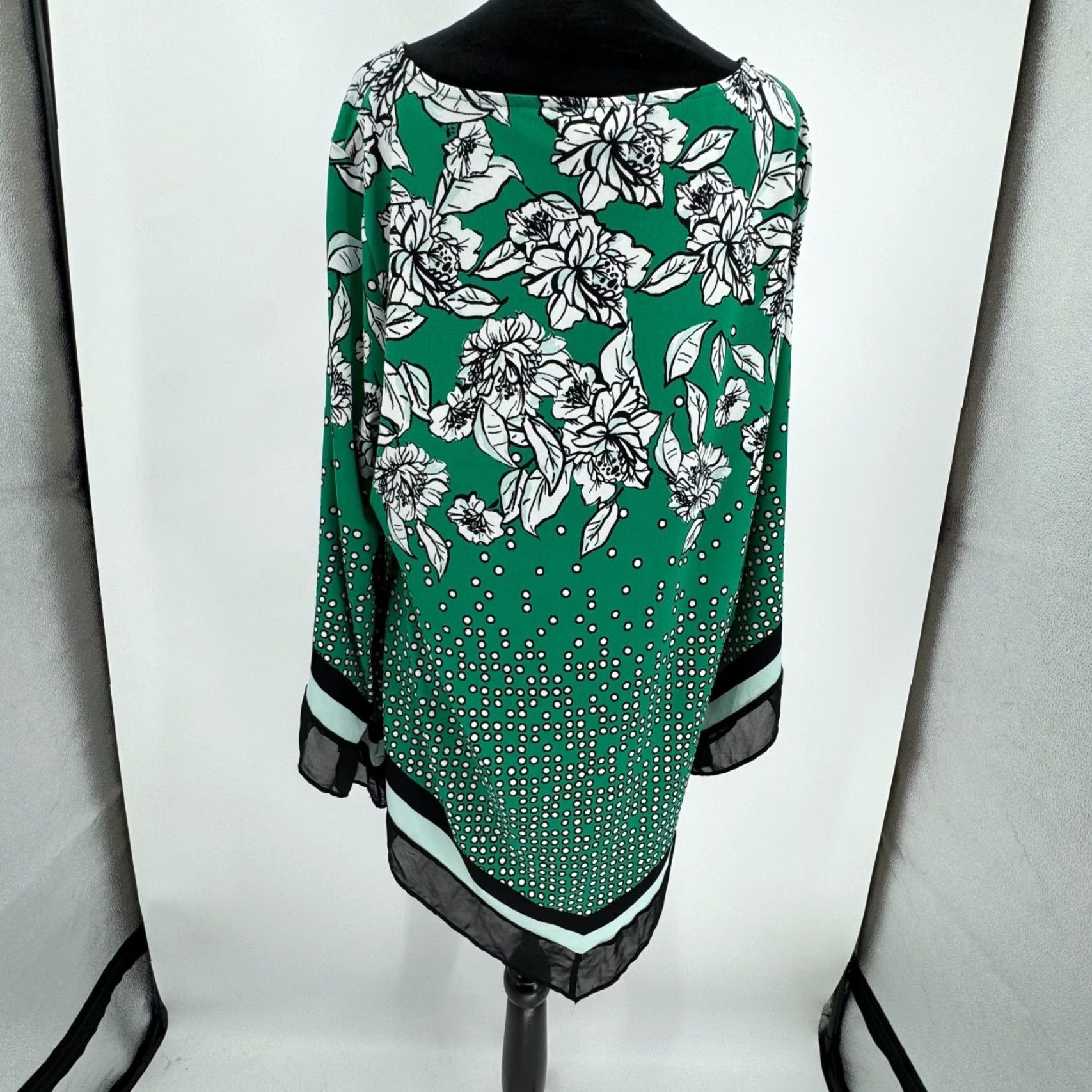 Alfani Alfani Womens 2X Green Floral Tunic Top Bell Sleeve Stretch Crew Neck Pullover Boxy Blouse Size XXL / US 16-18 / IT 52-54 - 7 Thumbnail