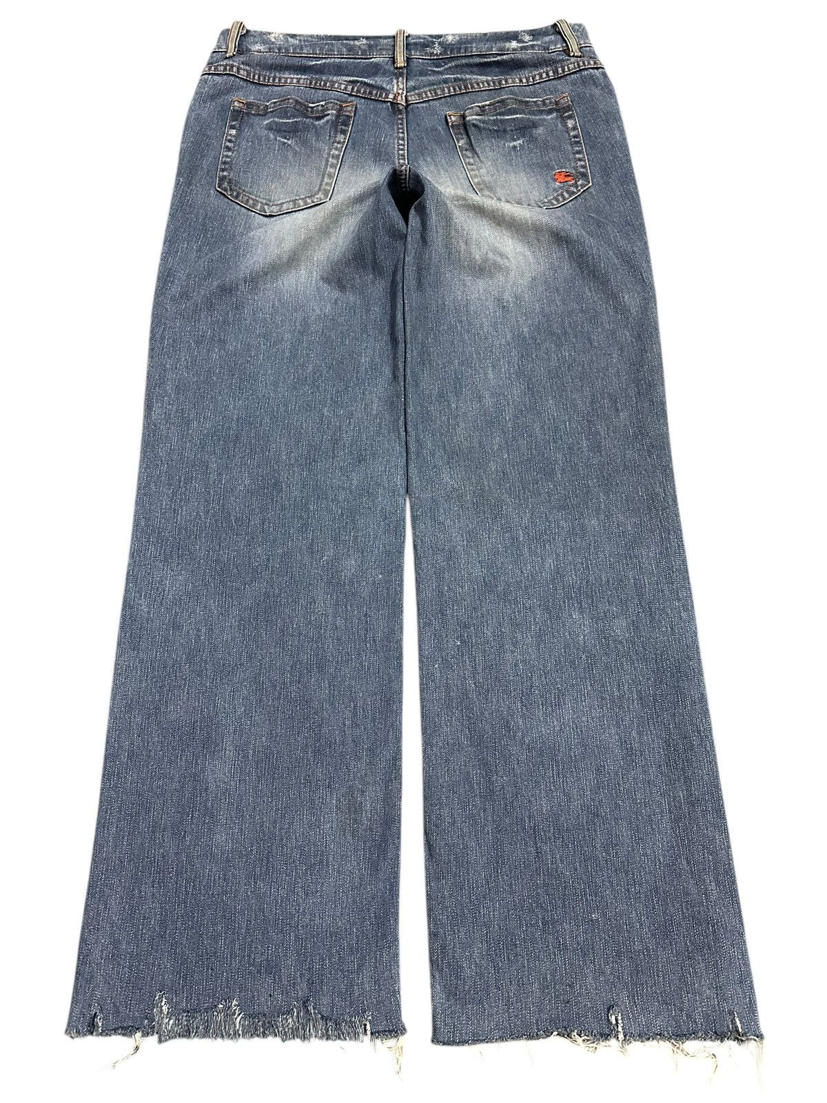 Burberry Vintage Burberry Blue Label Faded Wash Baggy Jeans Size US 31 - 2 Thumbnail