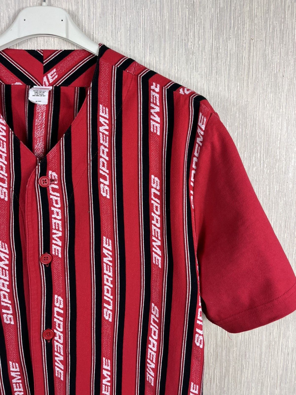 Supreme Supreme jacquard logo baseball jersey knit shirt button up Size US M / EU 48-50 / 2 - 3 Thumbnail