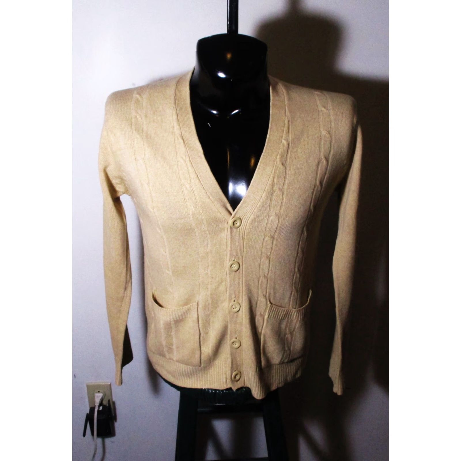 Vintage VINTAGE PAUL SCHRADER Cardigan Sweater Men Tan 100% Cashmere Size 38 Short Long Sleeve Button Down Pretty Size US M / EU 48-50 / 2 - 2 Thumbnail