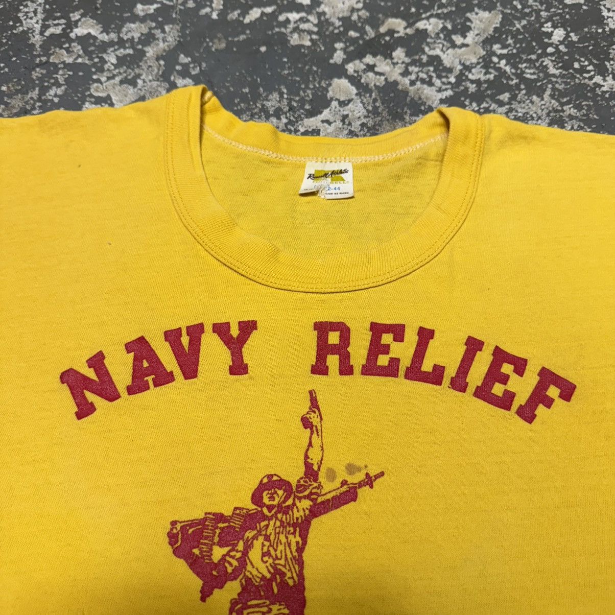Russell Athletic True Vintage Navy Relief 5K/10K Yellow 70s Russell Marine Size US L / EU 52-54 / 3 - 5 Thumbnail