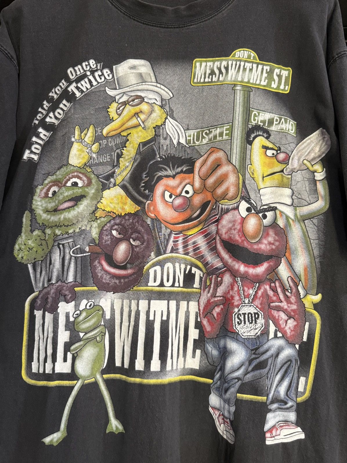 Cartoon Network Thrashed Vintage 90s Elmo Sesame Street Kermit Faded Tee Size US XL / EU 56 / 4 - 2 Thumbnail